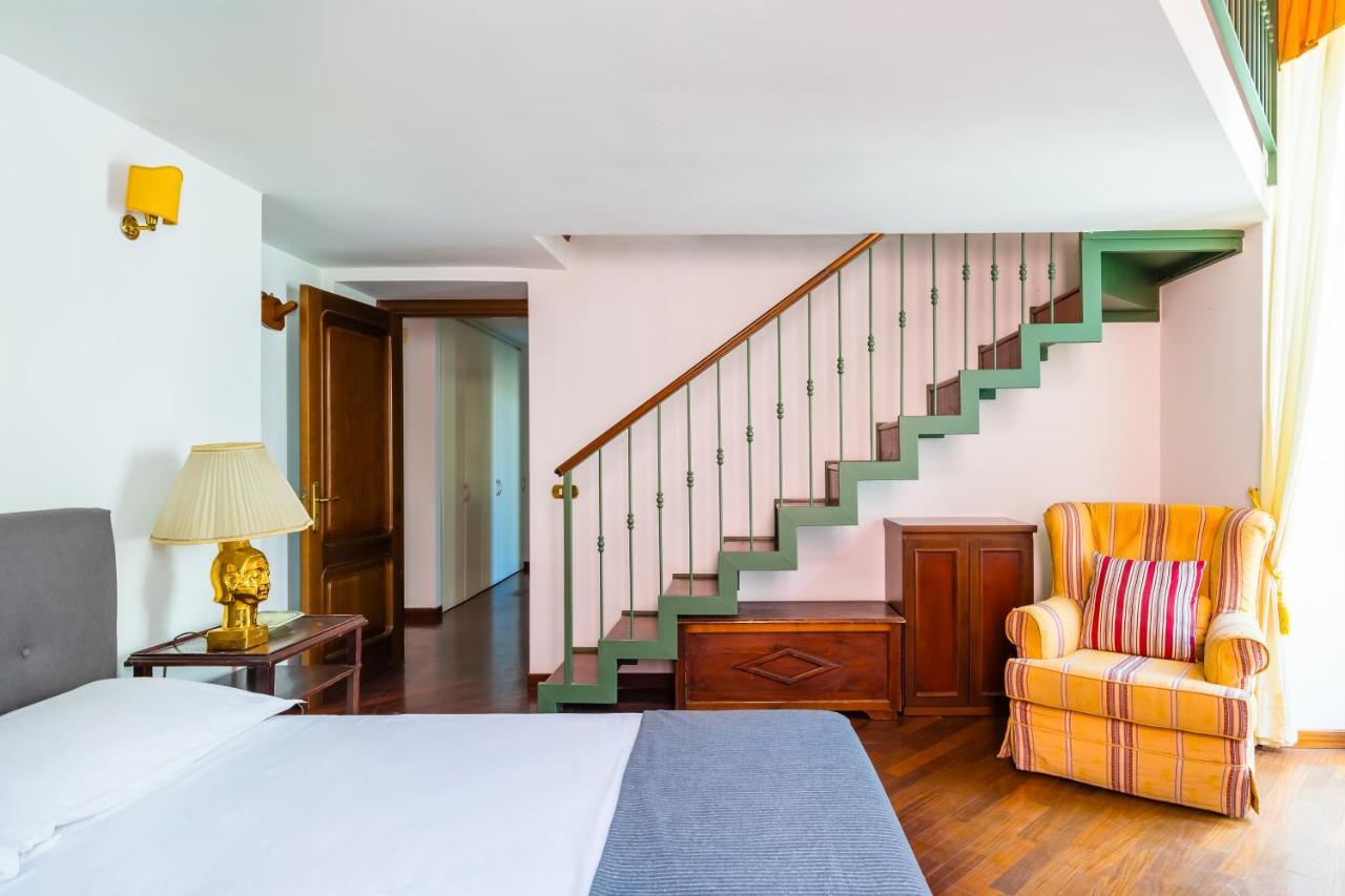 Grand Classic Apartment At San Martino By Napoliapartments 外观 照片