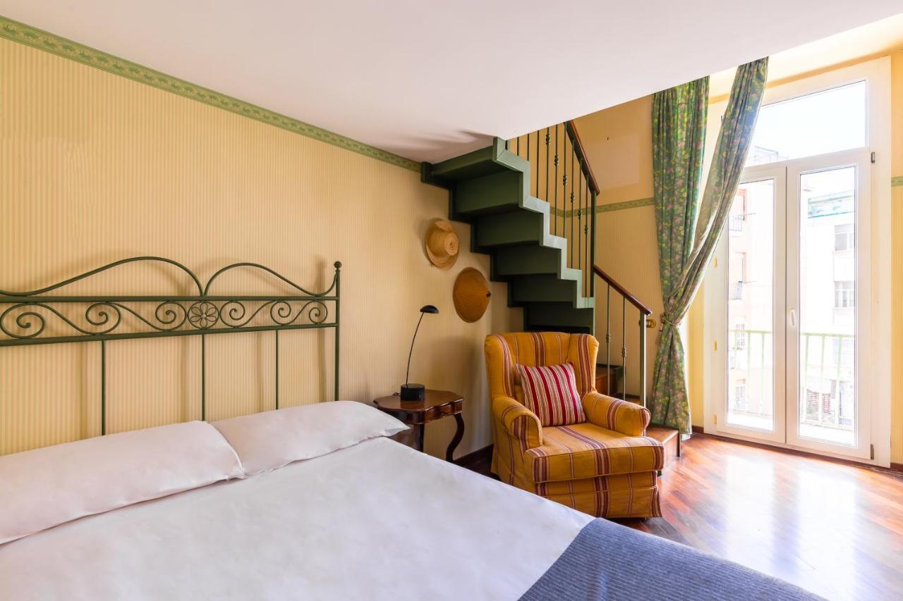 Grand Classic Apartment At San Martino By Napoliapartments 外观 照片