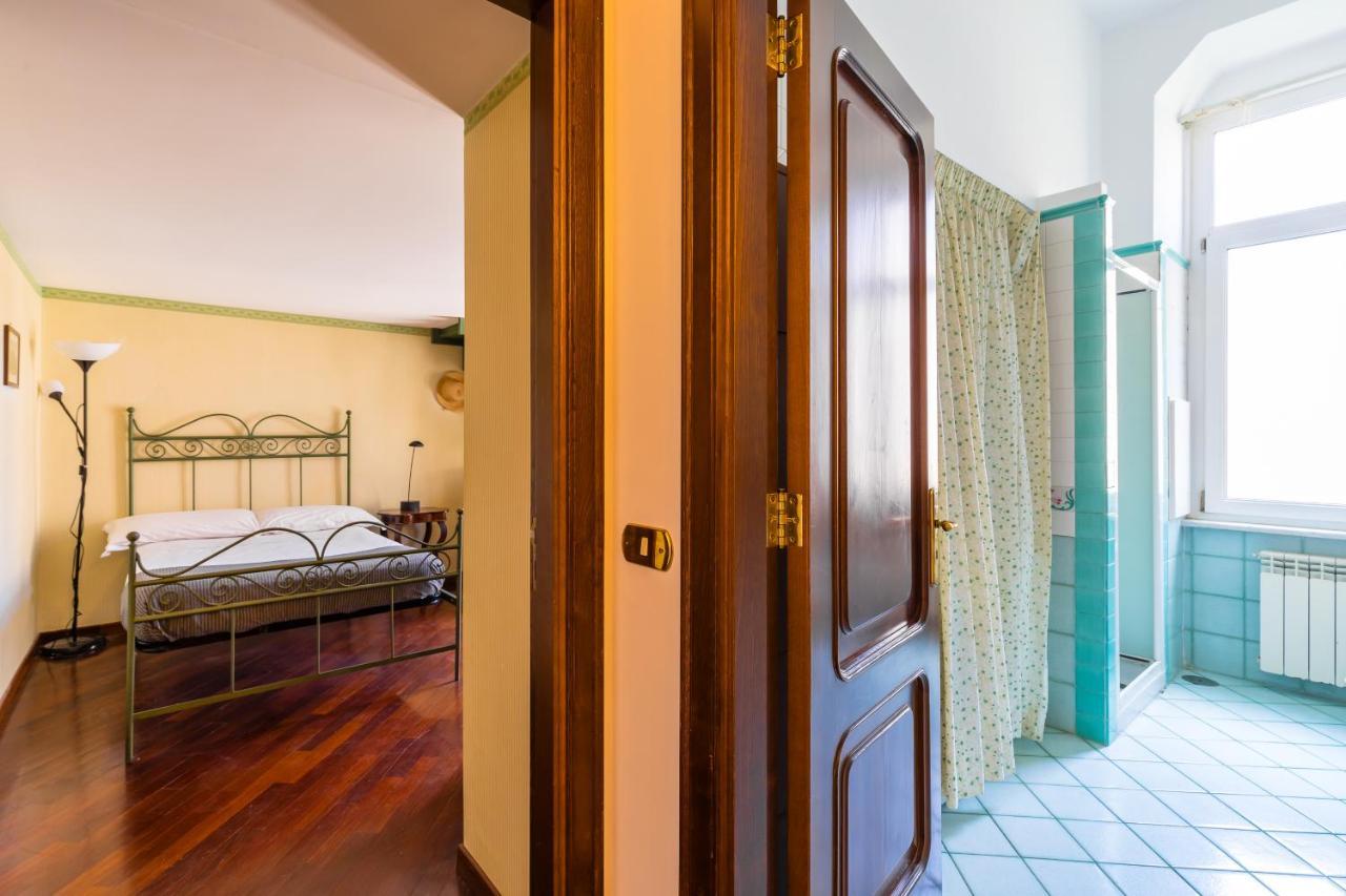 Grand Classic Apartment At San Martino By Napoliapartments 外观 照片